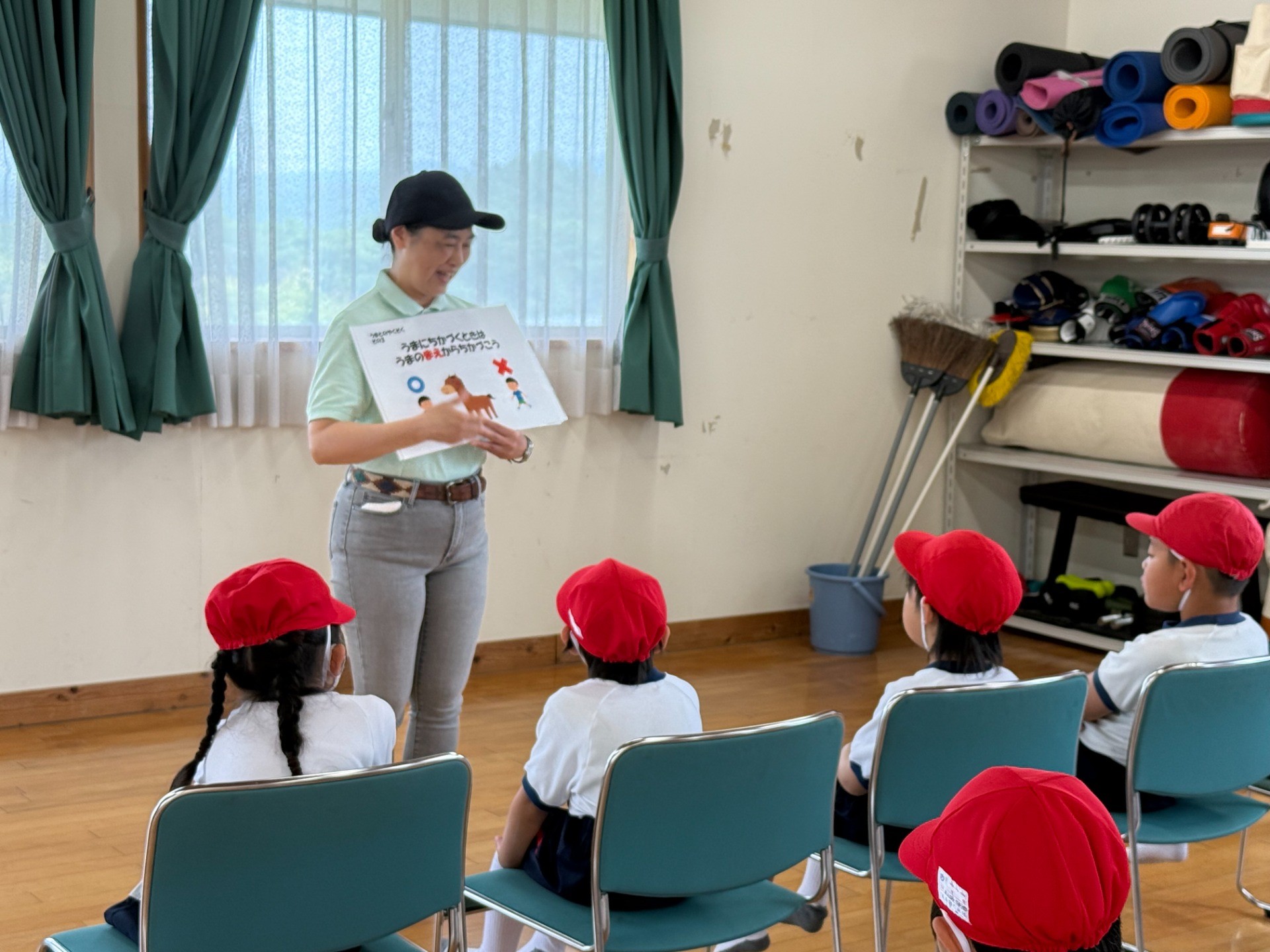 加賀西小学校の皆さんが乗馬授業に来てくれました。